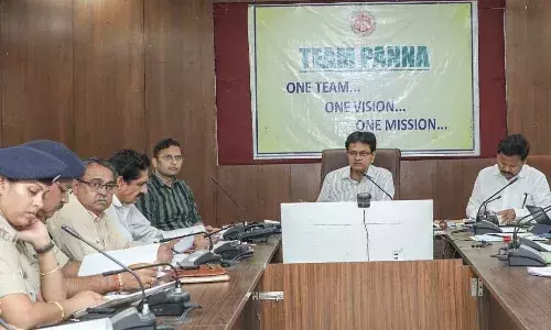 जिले के 6 चिन्हांकित ब्लैक स्पॉट पर गति सीमा बोर्ड व रम्बल स्ट्रिप लगवायें: कलेक्टर