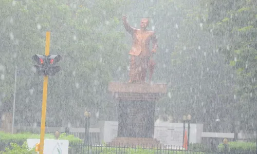 9.8 मिलीमीटर बारिश दर्ज, फसल चौपट होने से किसानों को हुआ भारी नुकसान