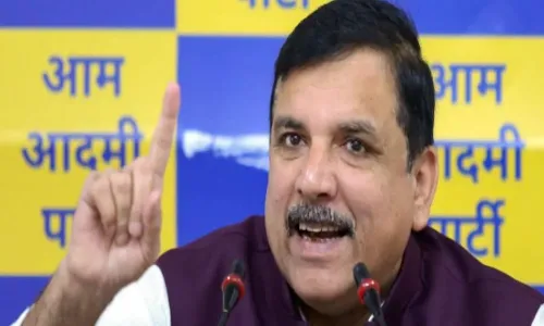 आजादी के 75 साल बाद भी हम..., इटावा में कथावाचक के साथ बदसलूकी पर बोले संजय सिंह, योगी सरकार पर जमकर साधा निशाना