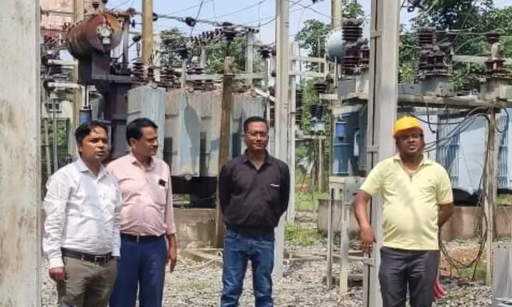 विद्युत अधीक्षण अभियंता ने किया सलेहा उपकेन्द्र का निरीक्षण विद्युत अधीक्षण अभियंता ने किया सलेहा उपकेन्द्र का निरीक्षण