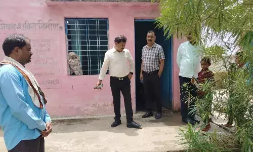 हाई स्कूल पगरी के निरीक्षण में अनुपस्थित दो शिक्षकों को निलंबन का नोटिस