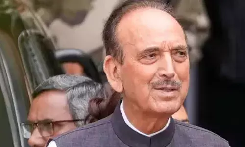 गुलाम नमी आजाद को लगा बड़ा झटका, दिग्गज नेताओं ने छोड़ी पार्टी, कांग्रेस का थामा हाथ
