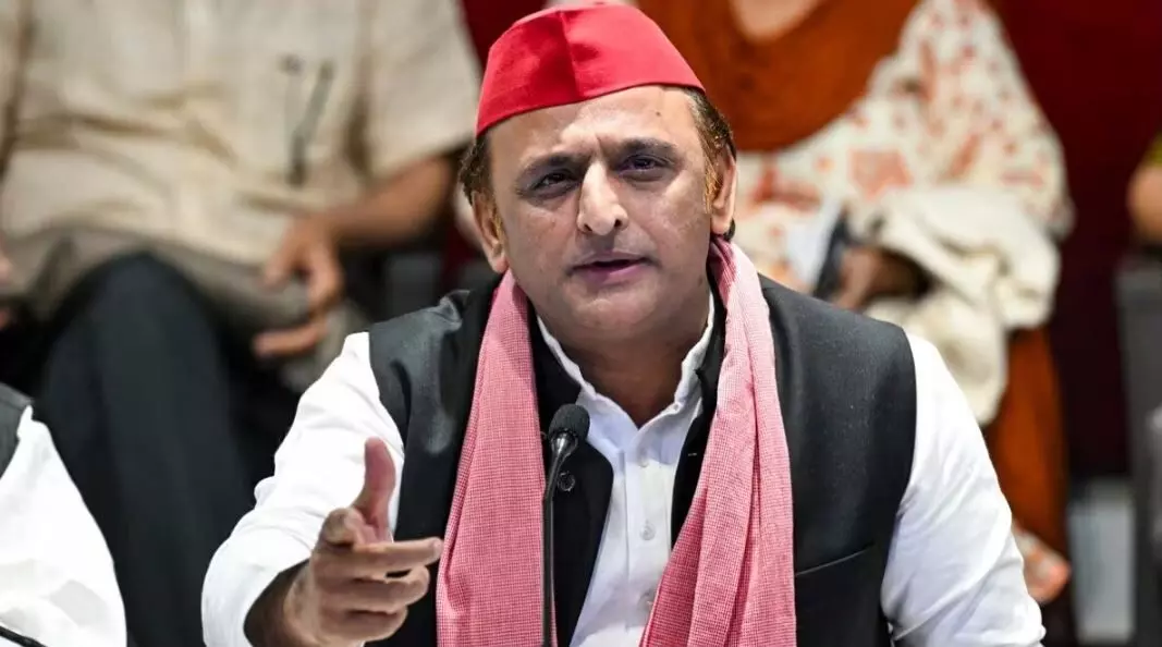 अखिलेश यादव का BJP पर तीखा हमला, योगी सरकार के मंत्री ओम प्रकाश राजभर को बताया OP रातभर अखिलेश यादव का BJP पर तीखा हमला, योगी सरकार के मंत्री ओम प्रकाश राजभर को बताया OP रातभर