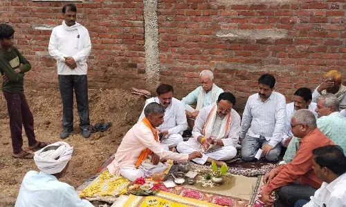 विधायक ने ग्राम पंचायत उमरी मेें सीसी रोड का किया भूमि पूजन