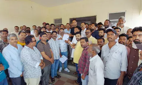 यादव कथा वाचकों के साथ हुई घटना के विरोध यादव महासभा ने सौंपा ज्ञापन
