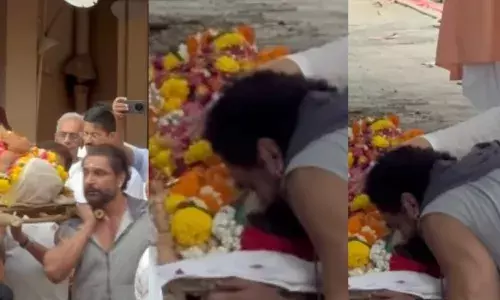 पंचत्व में विलीन हुई शेफाली जरीवाल, पति पराग त्यागी ने माथा चूमा कर एक्ट्रेस को दी अंतिम विदाई, मां का रो-रो कर बुरा हाल