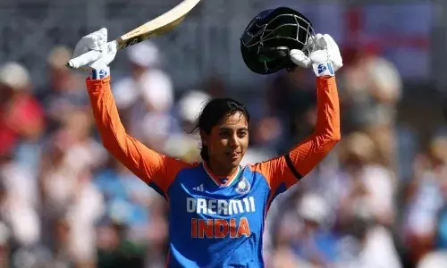 स्मृति मंधाना ने इंग्लैंड के खिलाफ शतक जड़ रचा इतिहास, ऐसा करने वाली भारत की पहली महिला क्रिकेटर बनी