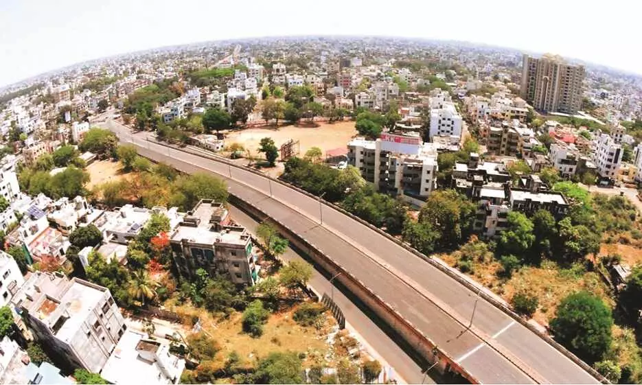 हिंगना में 13, 000 करोड़ का मेगा कमर्शियल हब बनेगा, न्यू नागपुर को एनएमआरडीए बोर्ड की मंजूरी हिंगना में 13, 000 करोड़ का मेगा कमर्शियल हब बनेगा, न्यू नागपुर को एनएमआरडीए बोर्ड की मंजूरी
