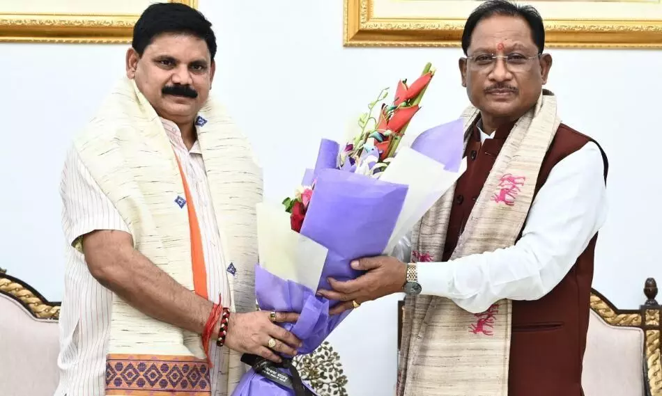 मुख्यमंत्री विष्णु देव साय से केन्द्रीय कोयला एवं खान राज्य मंत्री सतीश चन्द्र दुबे ने की सौजन्य मुलाकात मुख्यमंत्री विष्णु देव साय से केन्द्रीय कोयला एवं खान राज्य मंत्री सतीश चन्द्र दुबे ने की सौजन्य मुलाकात