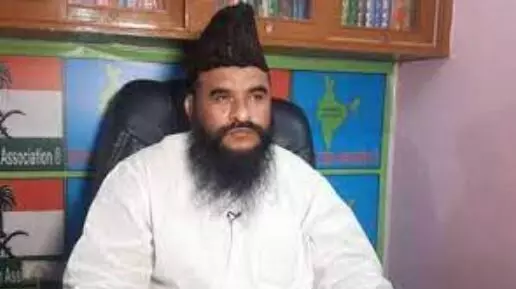 मीट की दुकानें बंद करने के आदेश पर फूटा मौलाना साजिद रशीदी का गुस्सा, सरकार के फैसले को बताया तुगलकी फरमान मीट की दुकानें बंद करने के आदेश पर फूटा मौलाना साजिद रशीदी का गुस्सा, सरकार के फैसले को बताया तुगलकी फरमान