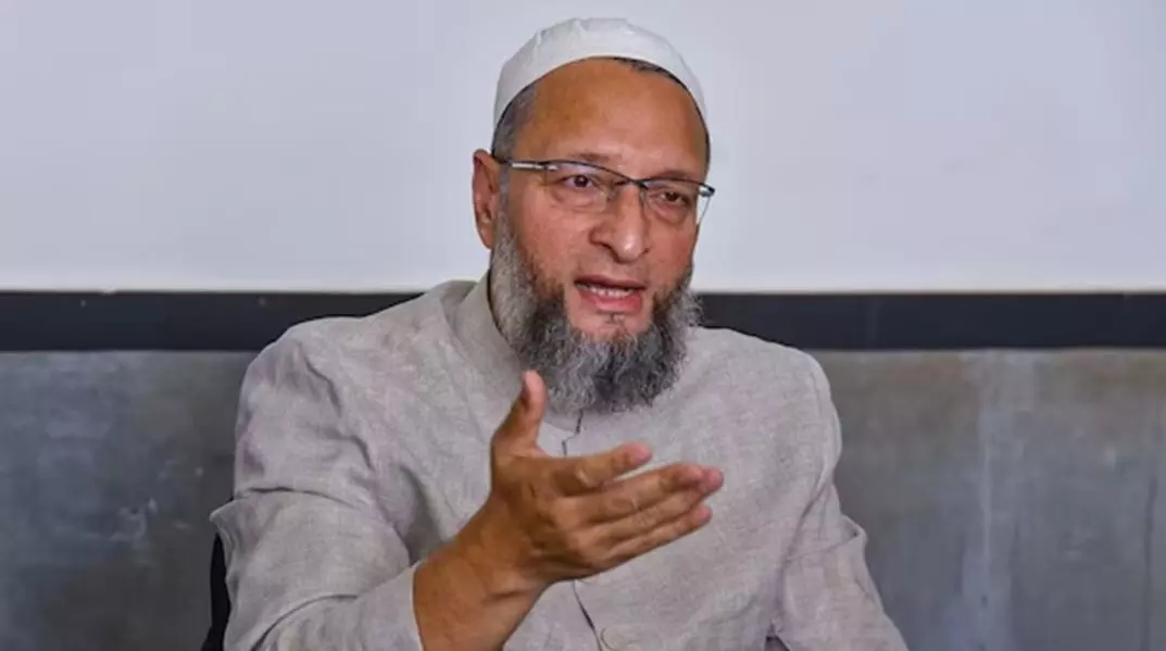 ओवैसी ने केंद्र सरकार को किया आगाह, कहा - ऑपरेशन सिंदूर के बाद फिर से हो सकता है बड़ा हमला ओवैसी ने केंद्र सरकार को किया आगाह, कहा - ऑपरेशन सिंदूर के बाद फिर से हो सकता है बड़ा हमला