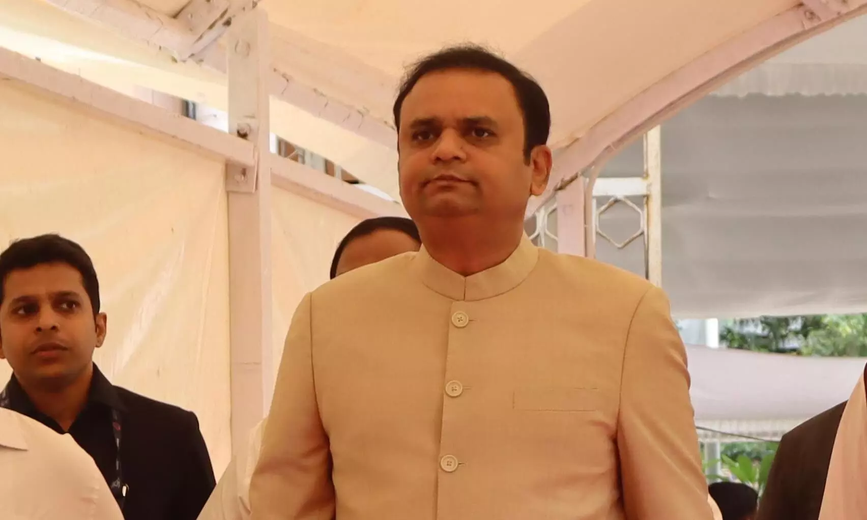 विधानसभा में मानसून सत्र के लिए तालिका अध्यक्षों - सभापति की नियुक्ति, पहले दिन हुआ 26 मिनट कामकाज विधानसभा में मानसून सत्र के लिए तालिका अध्यक्षों - सभापति की नियुक्ति, पहले दिन हुआ 26 मिनट कामकाज