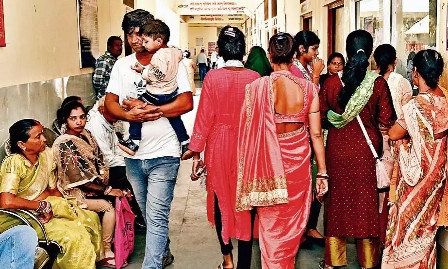 मौसमी बीमारियों के मरीजों का पंचकर्म में बढ़ रहा रुझान मौसमी बीमारियों के मरीजों का पंचकर्म में बढ़ रहा रुझान