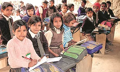 एक हजार सरकारी स्कूलों की दीवारों पर साकार होगा पुस्तकालय