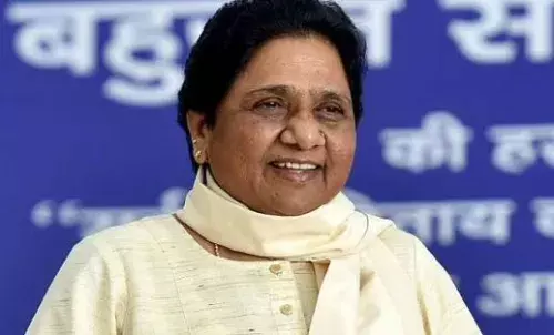 बीएसपी मायावती ने कई स्कूलों के बंद होने को लेकर यूपी की योगी सरकार पर साधा निशाना, कहा गरीब बच्चों के हित में विचार करे सरकार