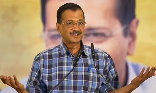अरविंद केजरीवाल का भाजपा-कांग्रेस पर तीखा हमला, कहा - गुजरात में दोनों पार्टियों का प्रेमी और प्रेमिका का रिश्ता