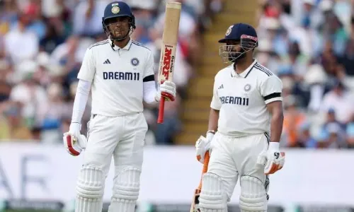 बर्मिंघम टेस्ट के पहले दिन भारत का स्कोर 310/5, कप्तान गिल लगाया शानदार शतक, जायसवाल चूके