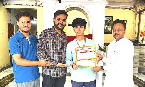 इंदौर में आयोजित नेशनल पावर लिफ्टिंग फेडरेशन में पन्ना के खिलाडियों ने जीता पदक