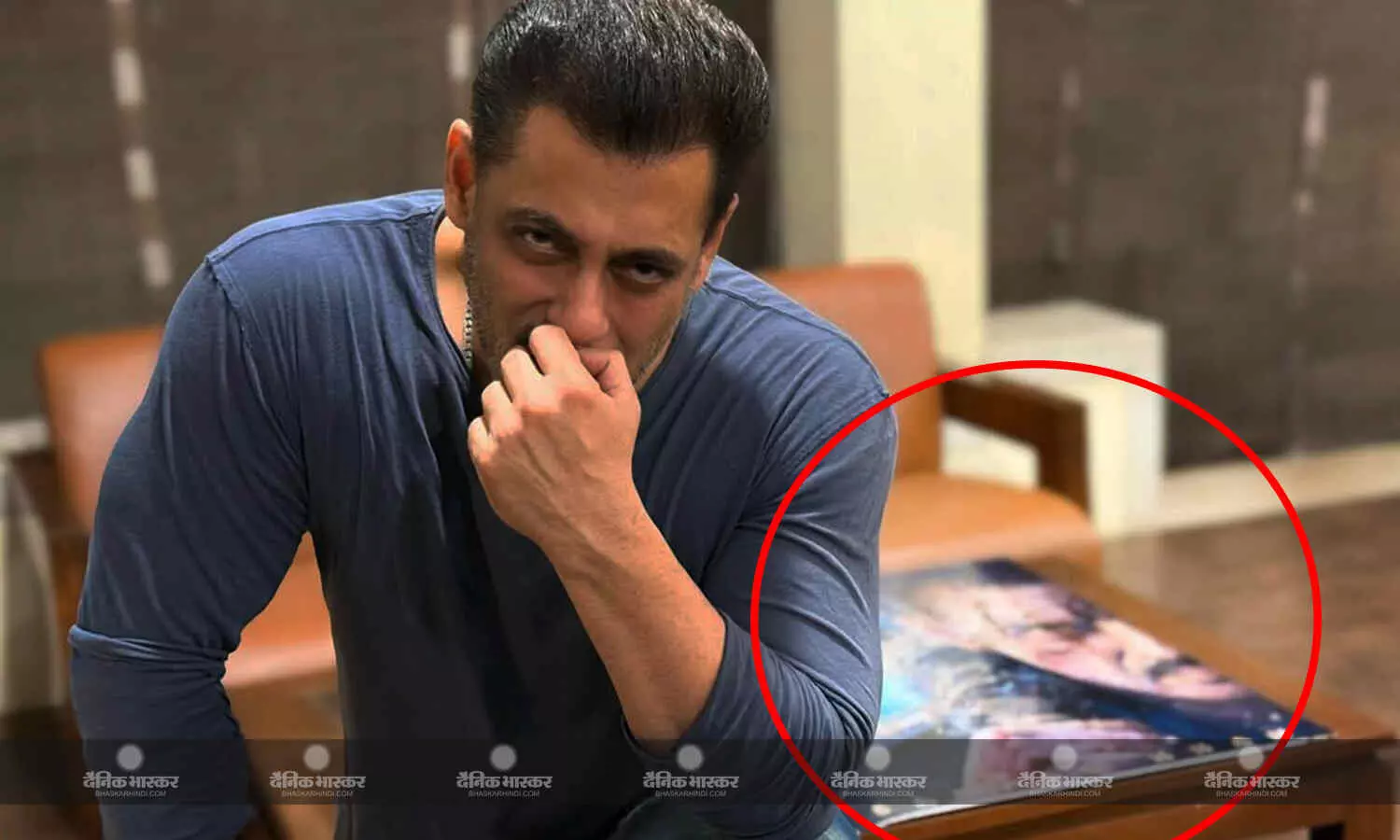 सलमान खान ने फोटो में दिखाई अपकमिंग फिल्म की झलक, फैंस हुए एक्साइटेड, क्या होगा भाईजान का नया प्रोजेक्ट? सलमान खान ने फोटो में दिखाई अपकमिंग फिल्म की झलक, फैंस हुए एक्साइटेड, क्या होगा भाईजान का नया प्रोजेक्ट?