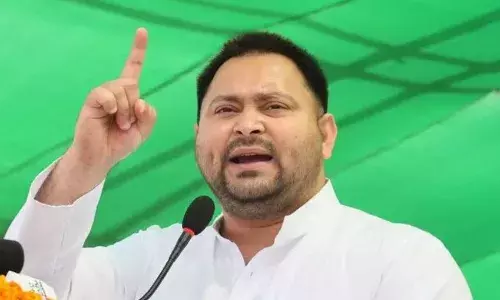बिहार चुनाव आयोग से तेजस्वी यादव ने की मुलाकात, वोटर लिस्ट को लेकर कही ये बात