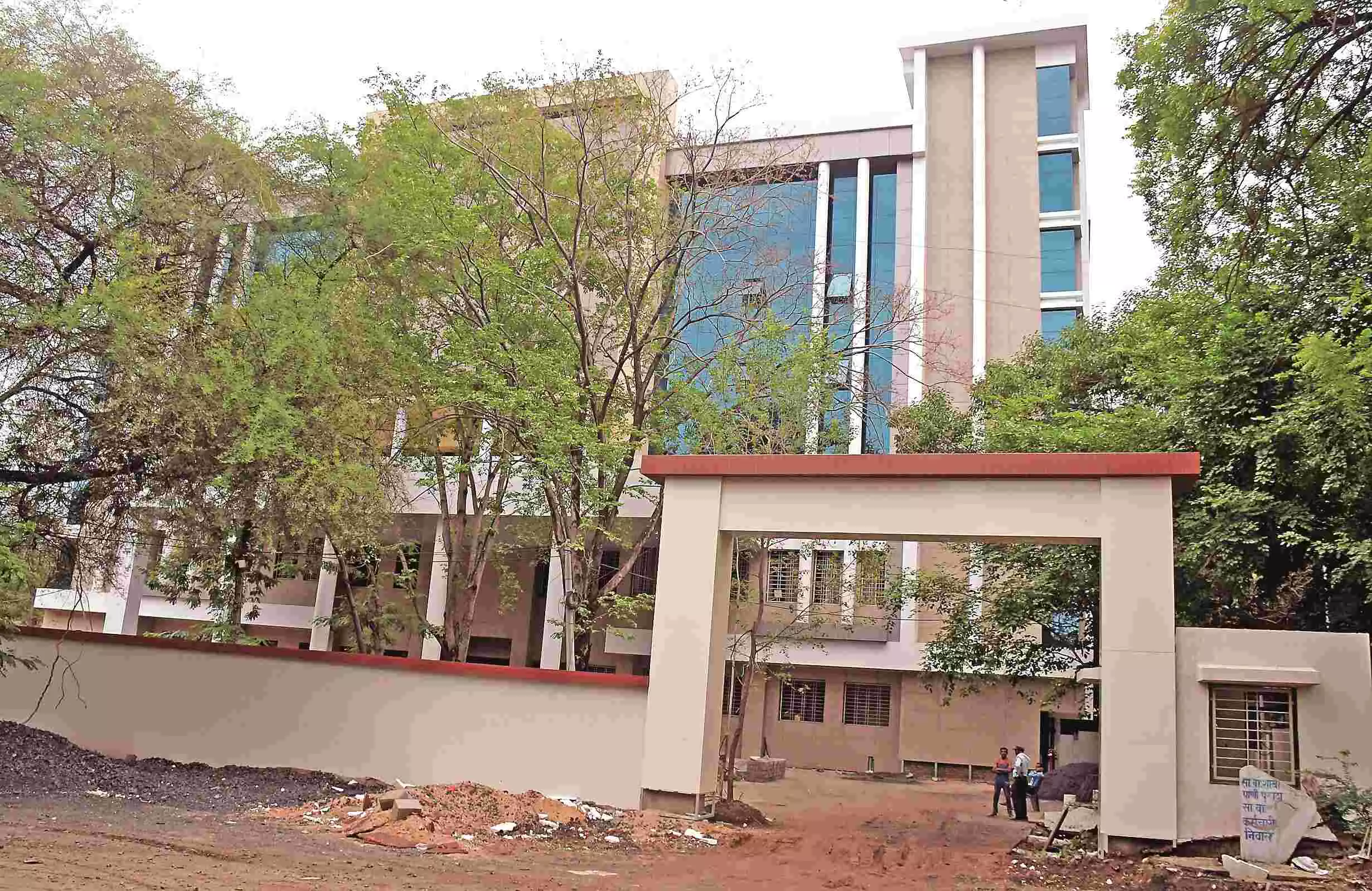 डीन के तबादले से डेंटल सुपर स्पेशलिटी के लोकार्पण पर लगा ग्रहण डीन के तबादले से डेंटल सुपर स्पेशलिटी के लोकार्पण पर लगा ग्रहण