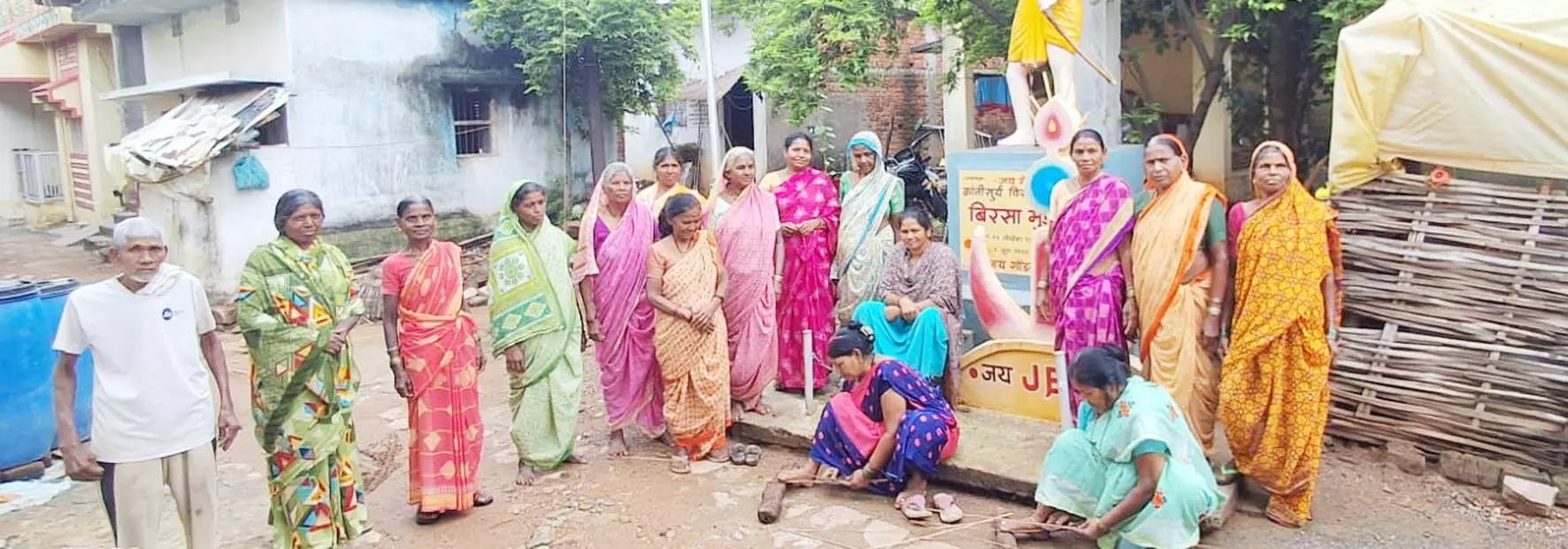 बांस नहीं मिलने से बुरड समाज के कारीगरों पर भुखमरी की नौबत बांस नहीं मिलने से बुरड समाज के कारीगरों पर भुखमरी की नौबत