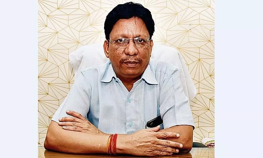 सुबह परीक्षा हुई शाम को रिजल्ट, रादुविवि को दिलाया ए ग्रेड कुलगुरु प्रो. राजेश कुमार वर्मा सुबह परीक्षा हुई शाम को रिजल्ट, रादुविवि को दिलाया ए ग्रेड कुलगुरु प्रो. राजेश कुमार वर्मा