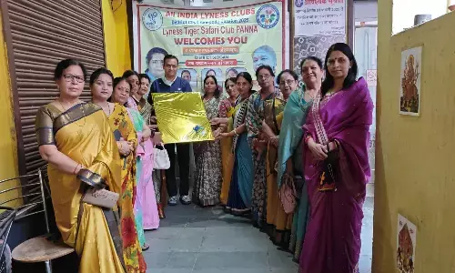 लीनेस टाइगर सफारी क्लब ने किया डॉक्टर्स का सम्मान लीनेस टाइगर सफारी क्लब ने किया डॉक्टर्स का सम्मान