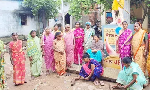 बांस नहीं मिलने से बुरड समाज के कारीगरों पर भुखमरी की नौबत
