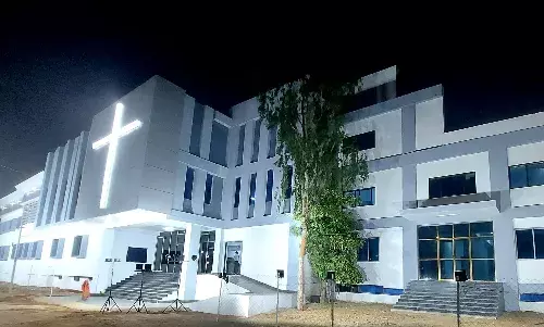 अस्पताल धर्मार्थ लेकिन एक मरीज के नाम पर तीन जगह से लेते थे लाभ