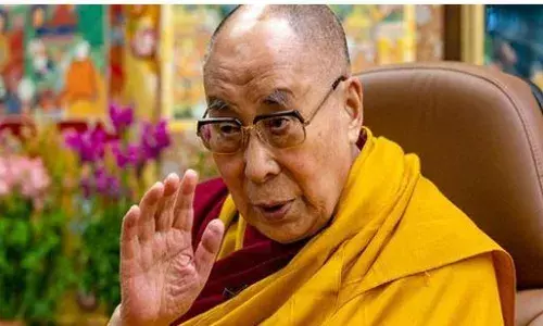 तिब्बती बौद्ध गुरु दलाई लामा का आज 90 वां जन्मदिवस, पीएम मोदी समेत दुनियाभर के कई नेताओं ने भेजीं शुभकामनाएं