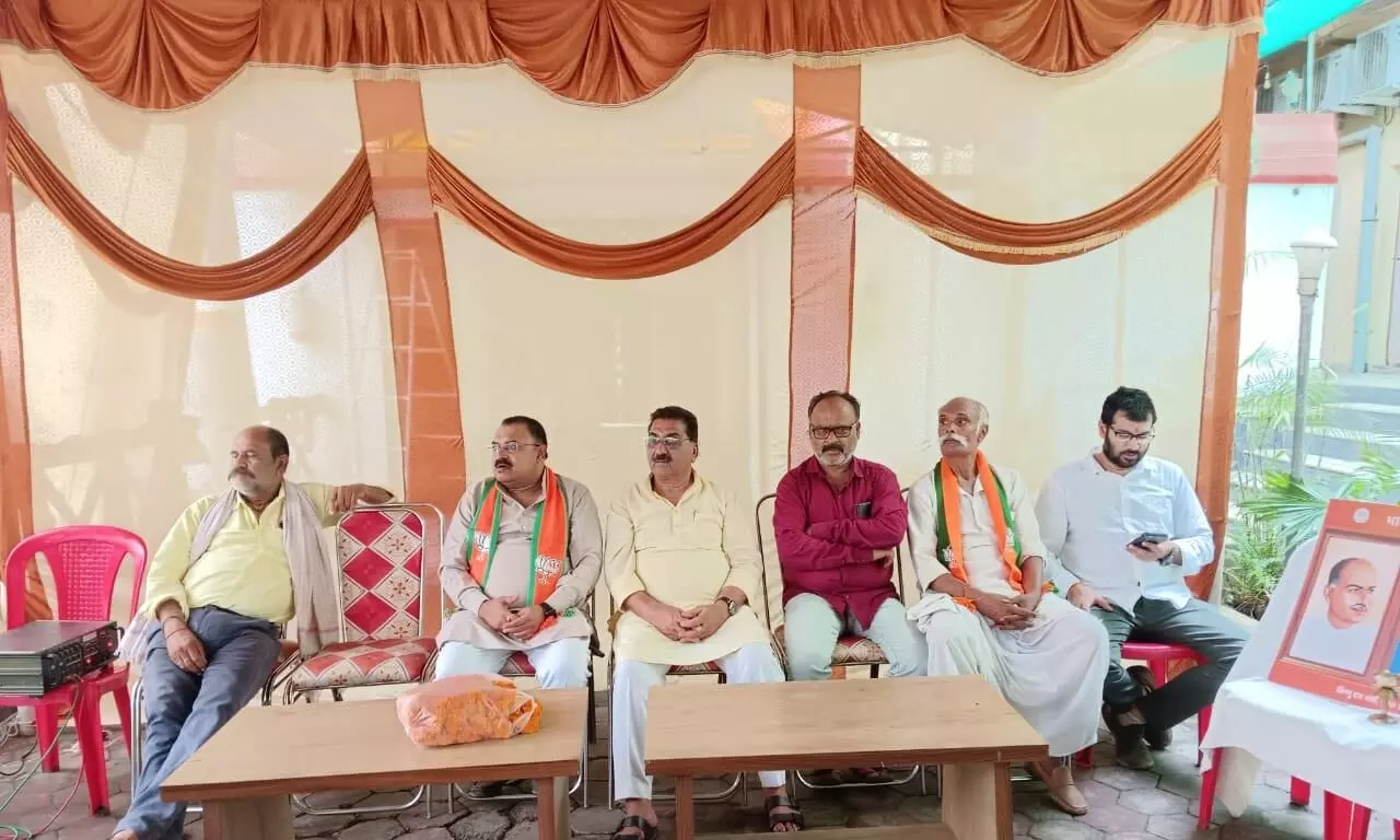 भाजपा ने डॉ. श्यामा प्रसाद मुखर्जी की जयंती पर किया स्मरण भाजपा ने डॉ. श्यामा प्रसाद मुखर्जी की जयंती पर किया स्मरण