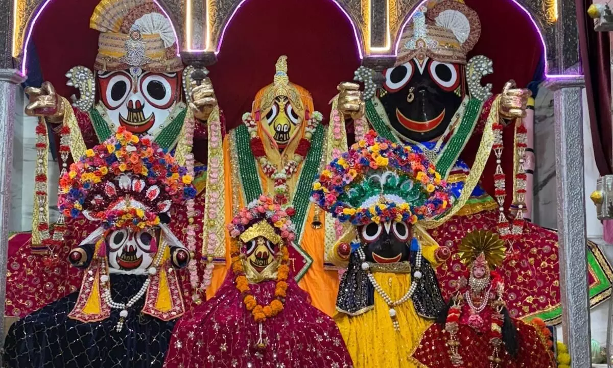 भगवान श्री जगन्नाथ स्वामी मंदिर में हुए सात मूर्तियों के दर्शन भगवान श्री जगन्नाथ स्वामी मंदिर में हुए सात मूर्तियों के दर्शन