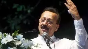 फर्जी कागजातों पर बाबा सिद्दीकी का मोबाइल नंबर हासिल करने की कोशिश, दिल्ली से आरोपी गिरफ्तार फर्जी कागजातों पर बाबा सिद्दीकी का मोबाइल नंबर हासिल करने की कोशिश, दिल्ली से आरोपी गिरफ्तार