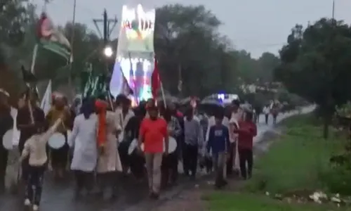 जंग-ए-करबला की याद में शहर में निकला ताजियों का जुलूस, मातमी पर्व मोहर्रम पर अकीदत के साथ निभाई परम्पराएं