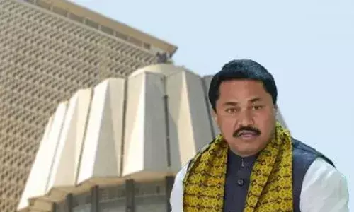नाना पटोले ने कहा - उबर शटल बसों के माध्यम में मुंबई में चल रही है बड़ी लूट