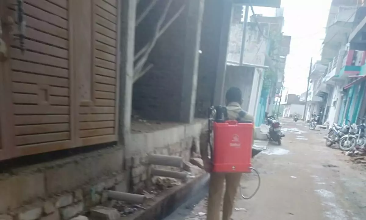 डेंगू नियंत्रण को लेकर सीएमएचओ ने जारी की एवाईजरी डेंगू नियंत्रण को लेकर सीएमएचओ ने जारी की एवाईजरी