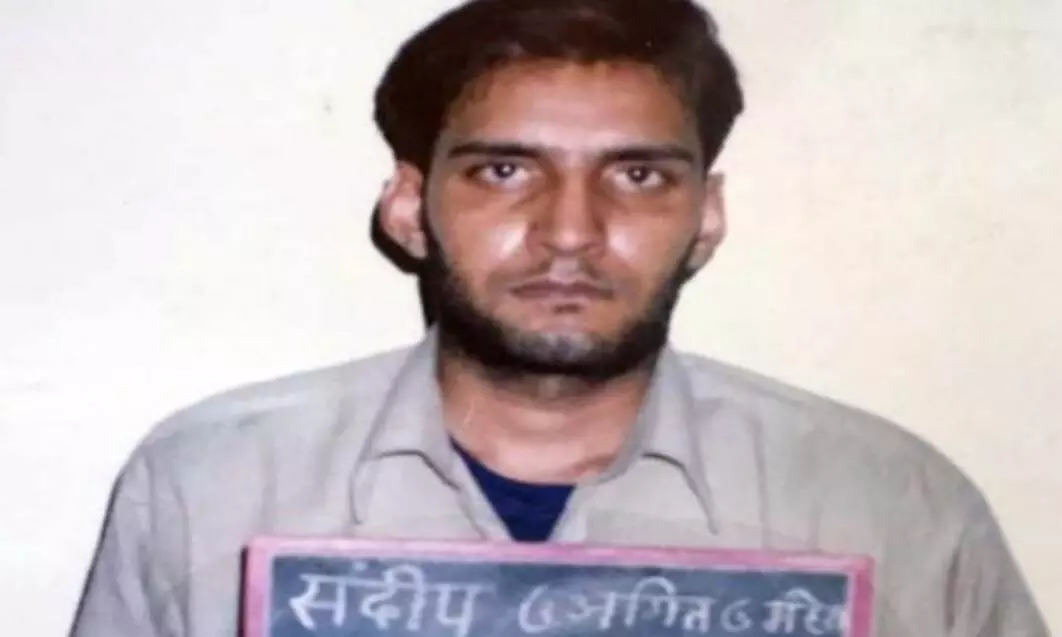हरियाणा के गैंगस्टर संदीप गडोली मुठभेड़ मामले में पुलिसकर्मियों को अतिरिक्त आरोपी के तौर पर बुलाने की याचिका खारिज हरियाणा के गैंगस्टर संदीप गडोली मुठभेड़ मामले में पुलिसकर्मियों को अतिरिक्त आरोपी के तौर पर बुलाने की याचिका खारिज