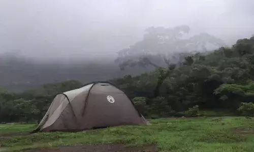 मानसून में कैंपिंग करने की है इच्छा, तो हो जाएं तैयार, इन बातों का रखें खास ख्याल