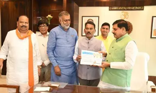 मुख्यमंत्री डॉ. यादव ने सदानीरा जल संसाधन बहती रहे जल की धारा पुस्तिका का किया विमोचन