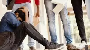 महाराष्ट्र सरकार ने माना नाशिक की यूनिवर्सिटी में 3 सालों में रैगिंग के 50 मामले महाराष्ट्र सरकार ने माना नाशिक की यूनिवर्सिटी में 3 सालों में रैगिंग के 50 मामले