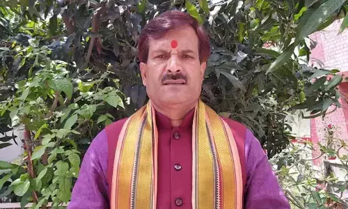 क्या CM नीतीश कुमार की पार्टी RJD की योजना का ले रही क्रेडिट, लालू के नेता मृत्युंजय तिवारी ने सरकार पर लगाया गंभीर आरोप