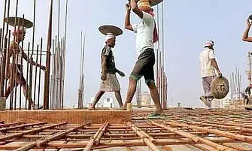 21 फर्जी श्रमिकों के खिलाफ मामला दर्ज, फर्जी हस्ताक्षर और मोहर का किया उपयोग