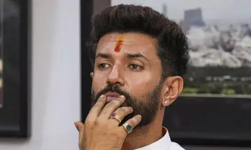 केंद्रीय मंत्री चिराग पासवान ने बिहार में कानून व्यवस्था को लेकर नीतीश सरकार को घेरा, जेडीयू ने किया पलटवार
