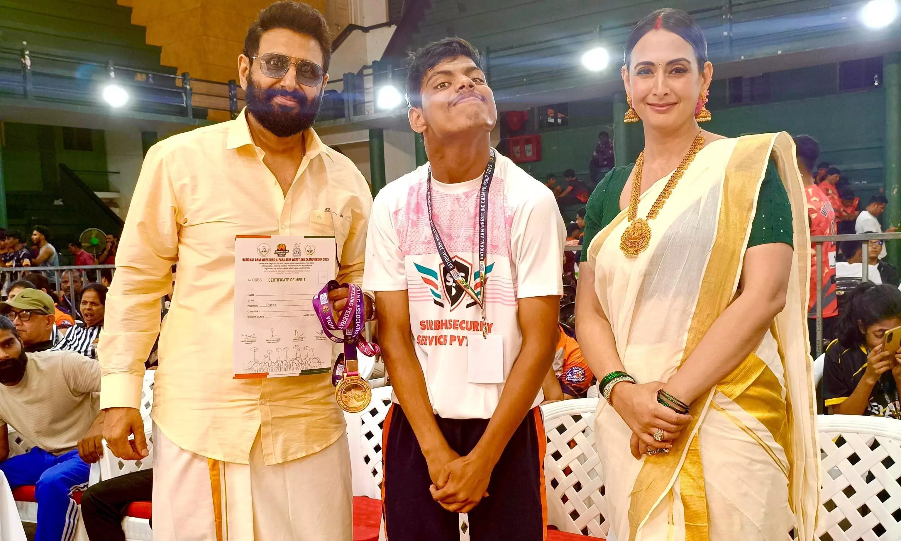 केरला के त्रिशूर में आयोजित नेशनल आर्म रेसलिंग पंजा कुश्ती में ग्वालियर के रोहित सिंह ने जीते दो स्वर्ण पदक, मध्यप्रदेश का नाम किया रोशन केरला के त्रिशूर में आयोजित नेशनल आर्म रेसलिंग पंजा कुश्ती में ग्वालियर के रोहित सिंह ने जीते दो स्वर्ण पदक, मध्यप्रदेश का नाम किया रोशन