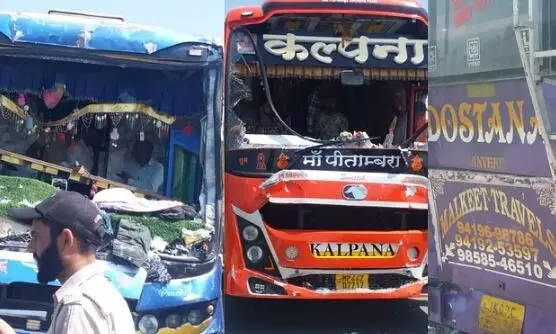 कुलगाम में अमरनाथ यात्रा के लिए जा रही तीन बसों में हुई टक्कर, 10 से ज्यादा घायल कुलगाम में अमरनाथ यात्रा के लिए जा रही तीन बसों में हुई टक्कर, 10 से ज्यादा घायल