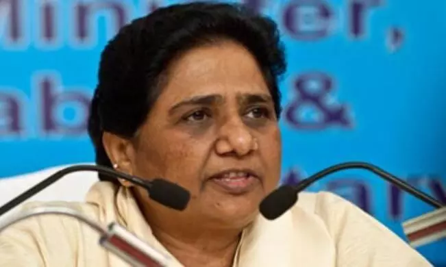 मायावती ने जातीय हिंसा भाषा विवाद पर जताई चिंता, कहा- भारतीय को भारतीयता पर गर्व करके... मायावती ने जातीय हिंसा भाषा विवाद पर जताई चिंता, कहा- भारतीय को भारतीयता पर गर्व करके...