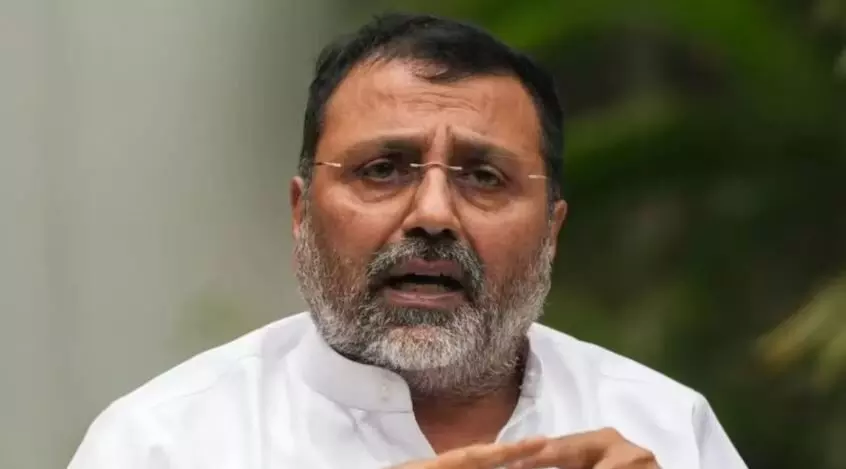 हिंदी न बोलने पर ऑटो चालक से शिवसेना (यूबीटी) कार्यकर्ताओं ने की मारपीट, तो भड़क गए निशिकांत दुबे, उद्धव ठाकरे को सुनाई खरी-खरी हिंदी न बोलने पर ऑटो चालक से शिवसेना (यूबीटी) कार्यकर्ताओं ने की मारपीट, तो भड़क गए निशिकांत दुबे, उद्धव ठाकरे को सुनाई खरी-खरी