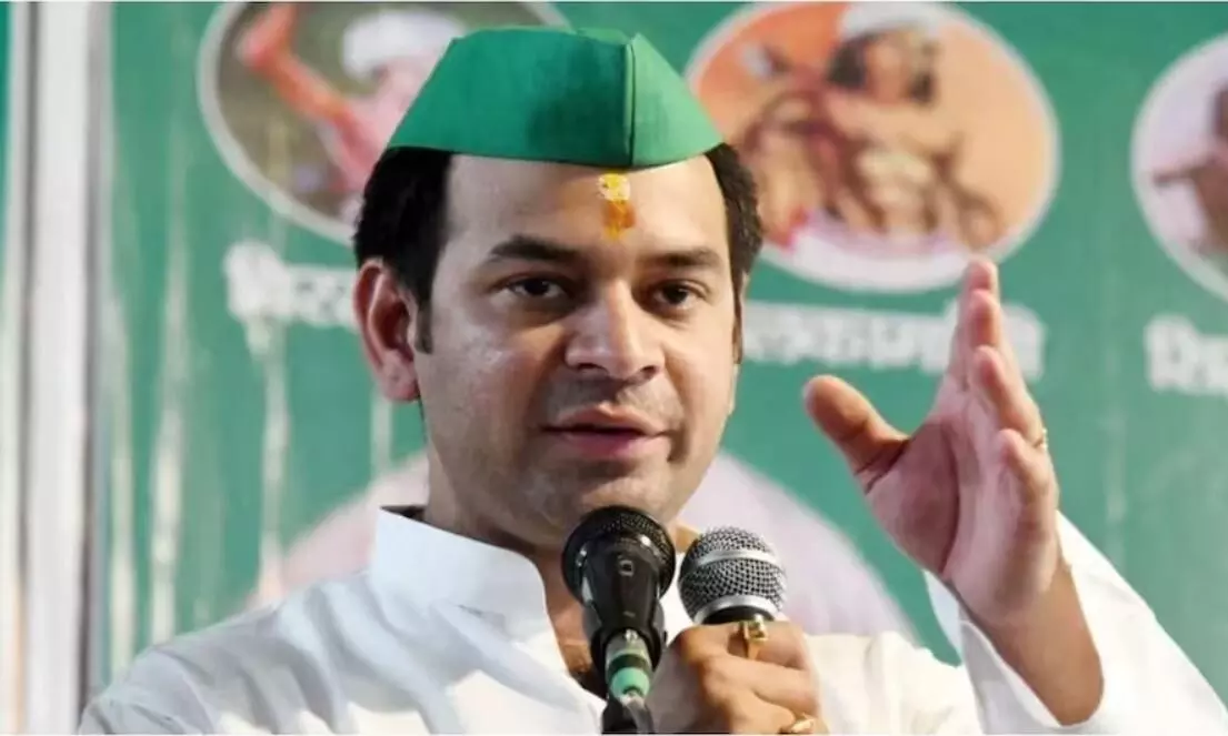 ध्वस्त हो चुकी है राज्य की कानून व्यवस्था.. दिन-ब-दिन बढ़ता जा रहा अपराधियों का मनोबल, सीएम नीतीश पर तेजप्रताप यादव का तीखा हमला ध्वस्त हो चुकी है राज्य की कानून व्यवस्था.. दिन-ब-दिन बढ़ता जा रहा अपराधियों का मनोबल, सीएम नीतीश पर तेजप्रताप यादव का तीखा हमला
