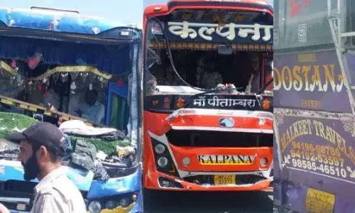 कुलगाम में अमरनाथ यात्रा के लिए जा रही तीन बसों में हुई टक्कर, 10 से ज्यादा  घायल